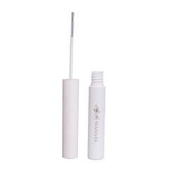 Beauty: Lash Remover