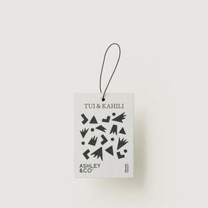 Carded Perfume Tui & Kahili