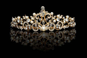 For Sale: Massiah Tiara Gold