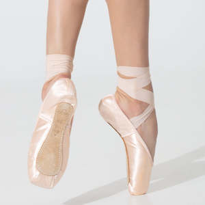 Pointe Shoes: Grishko Stream Pointe