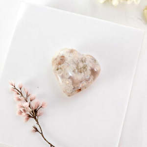 Flower agate crystal heart medium