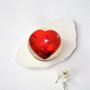 Carnelian crystal heart lamp