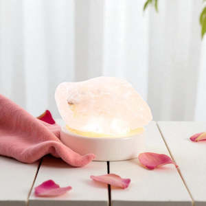 Crystals: Rose quartz crystal lamp 1.3kg