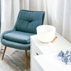 Singing Bowls: Throat chakra 9" pitch perfect quartz crystal singing bowl (NOTE G)