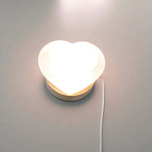 Rose quartz heart crystal lamp