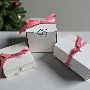 Gift Wrapping