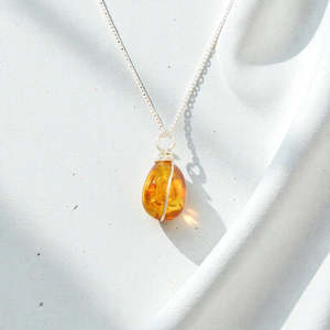 Crystal Jewellery: NZ Handmade - Amber Silver Necklace