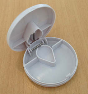 Pill Storage with Cutter