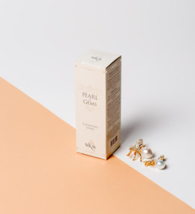 Pearls 1: Pearl and Gems Cleansing Spray