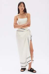 The Beach Edit: Silk Border Sarong