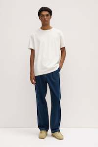 Mens Relaxed Pleated Jean
