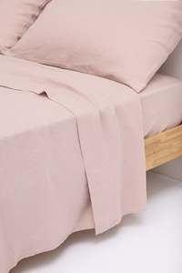 Assembly Label Product: Linen Flat Sheet Rose