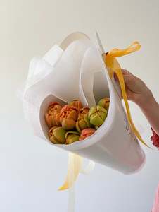 Seasonal En Masse Flower Carrier