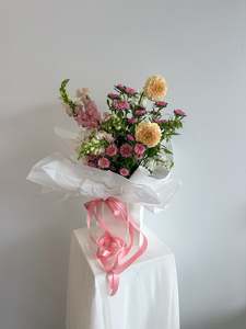 The Sweetie - Bagged Bouquet