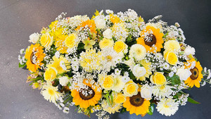 casket tribute02 Astina Floral Design