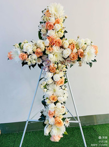Products: stand tribute03 Astina Floral Design