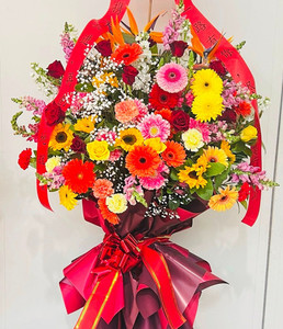 Products: arrangement on stand06 Astina Floral Design