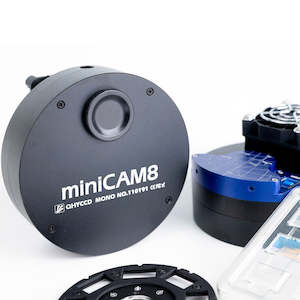 QHY miniCAM8 Photometric Camera Combo