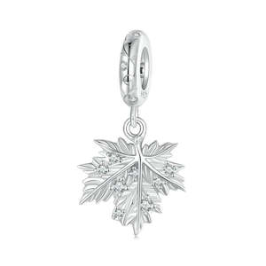 Charms: Maphelle Leaf Charm