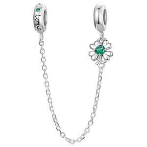 Green Clover Safety Chain