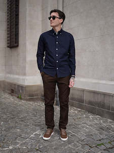 Essentials: Classic Chino - Chocolate