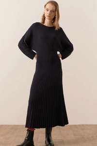Pol: Gizelle Pleated Dress Black