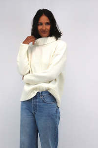 Tatano: Henry Roll Neck Natural