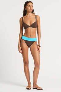 Ryan Balconette Espresso/ Cola