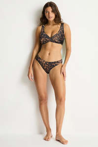 Savanna Cross Front Multifit Bra Top