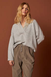 Indi Cold: Knitted Jumper Shawl Collar Grey