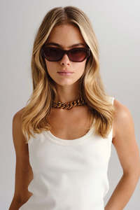 Accessories: The Sydney Chocolate