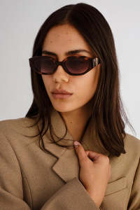 Accessories: The Freddie Tort