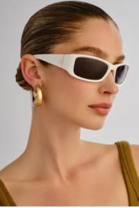 Accessories: Du Jour Optic White
