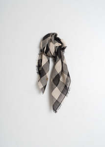 Checkered Scarf Black
