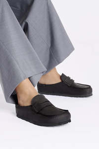 Birkenstock: Naples Wrapped Oiled Leather Black