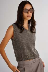 Accessories: The Dusty Auburn