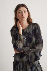 Dye Shirt Round Neck Khaki