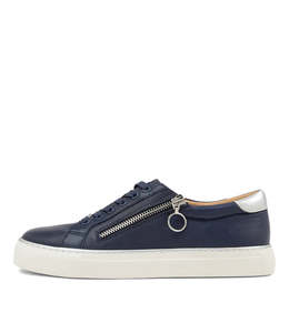 Wide Feet Friendly: PAMELA-ZIERA