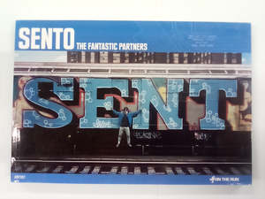 Art Fashion: Sento - The Fantastic Partners (Graffiti)