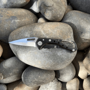 Products: 12cm Folding Knife – 4.5cm blade –  Auckland Climbing Gym