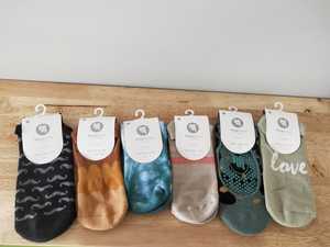 MoveActive Grip Socks –  Auckland Climbing Gym