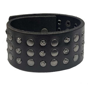 Harley Davidson Jewellery 2: mw-mau601-blk-lxl HARLEY Men's Triple Row Stud Leather Cuff Bracelet Adjustable Wristband mw-mau601-blk-lxl