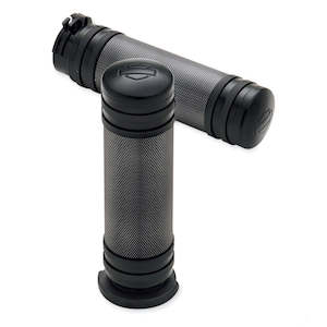 56746-08 Harley Diamond Black Hand Grips 56746-08
