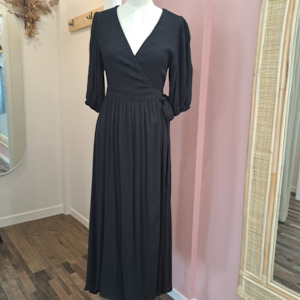 Size 6: Max - The Perfect Wrap Dress in Black - Size 6