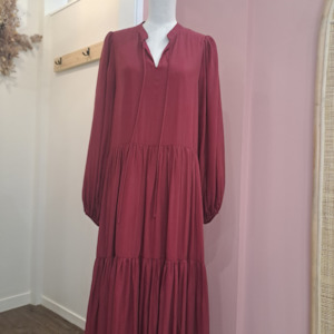 Size 8: Amaya - Eveline Midi Dress - Size 8 - BNWT