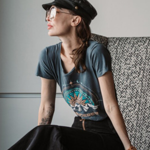 The Heart Love Co - Organic Cotton Wanderer 2 Tee - Size XL