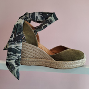Shoes: Unisa - Woven Heeled Sandals - Size 39 / 8