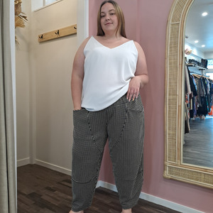 Pants: Deeanne Hobbs - Black White Print Pant - Size 4XL