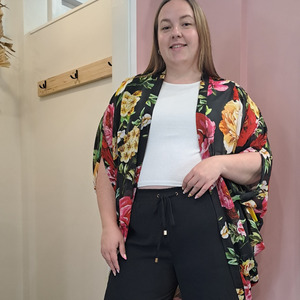 All Clothing: Charlo - Floral Kimono - One Size