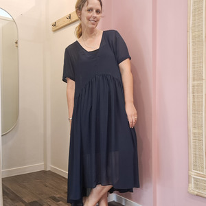 Dresses: Moochi - Eve Midi Dress - Size 14